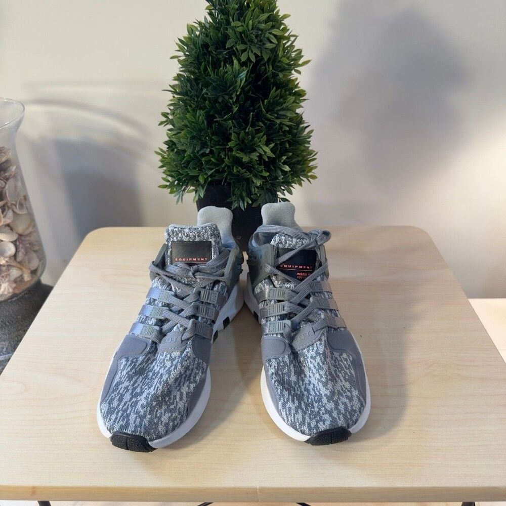 Adidas Sneakers Size 5